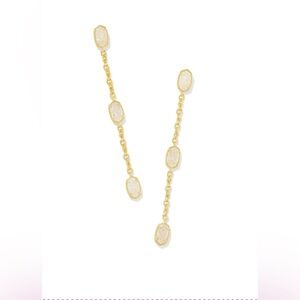 Emilie Linear Earring